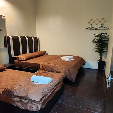 Sun Star Home By Ipoh Maju Stay Екстер'єр фото