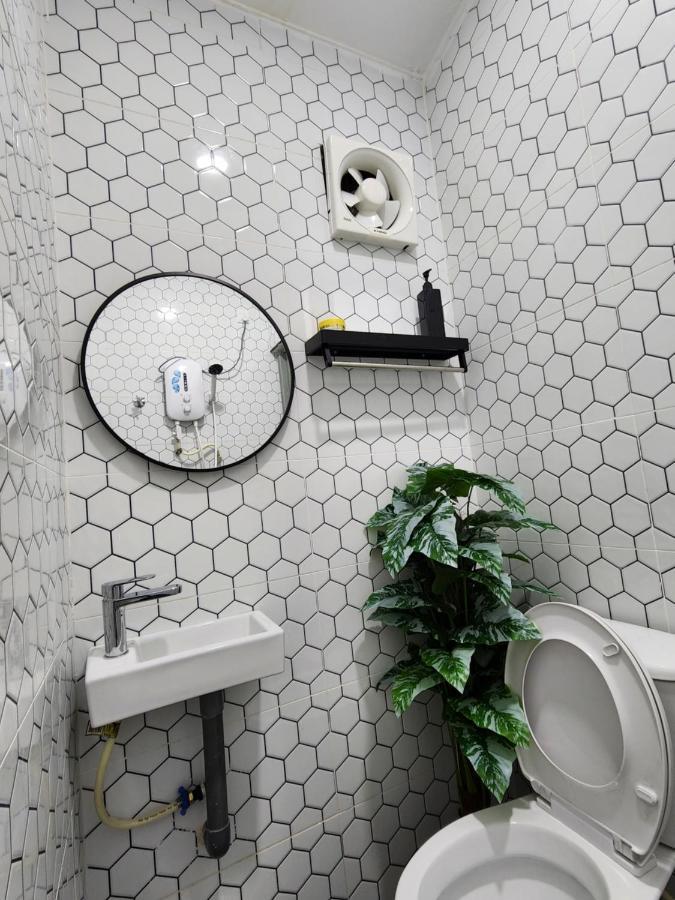 Sun Star Home By Ipoh Maju Stay Екстер'єр фото